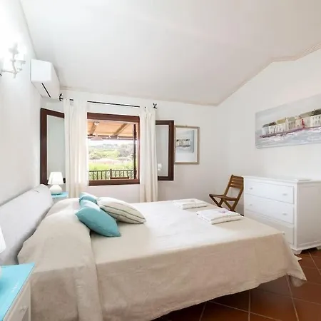Dolce Sposa Swimming Pool And Private Beach * Порто-Черво