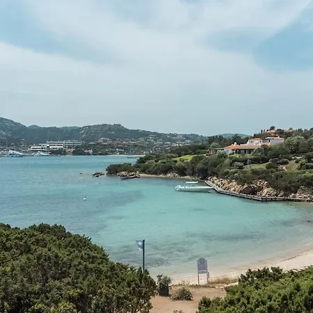 Апартаменты Dolce Sposa Swimming Pool And Private Beach