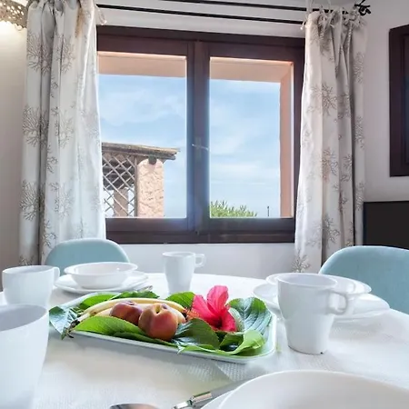 Apartmán Dolce Sposa Swimming Pool And Private Beach